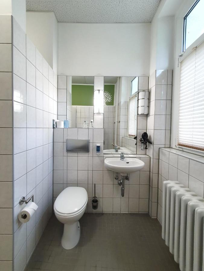 Waldhotel Am See Berlin-Schmoeckwitz Exterior photo